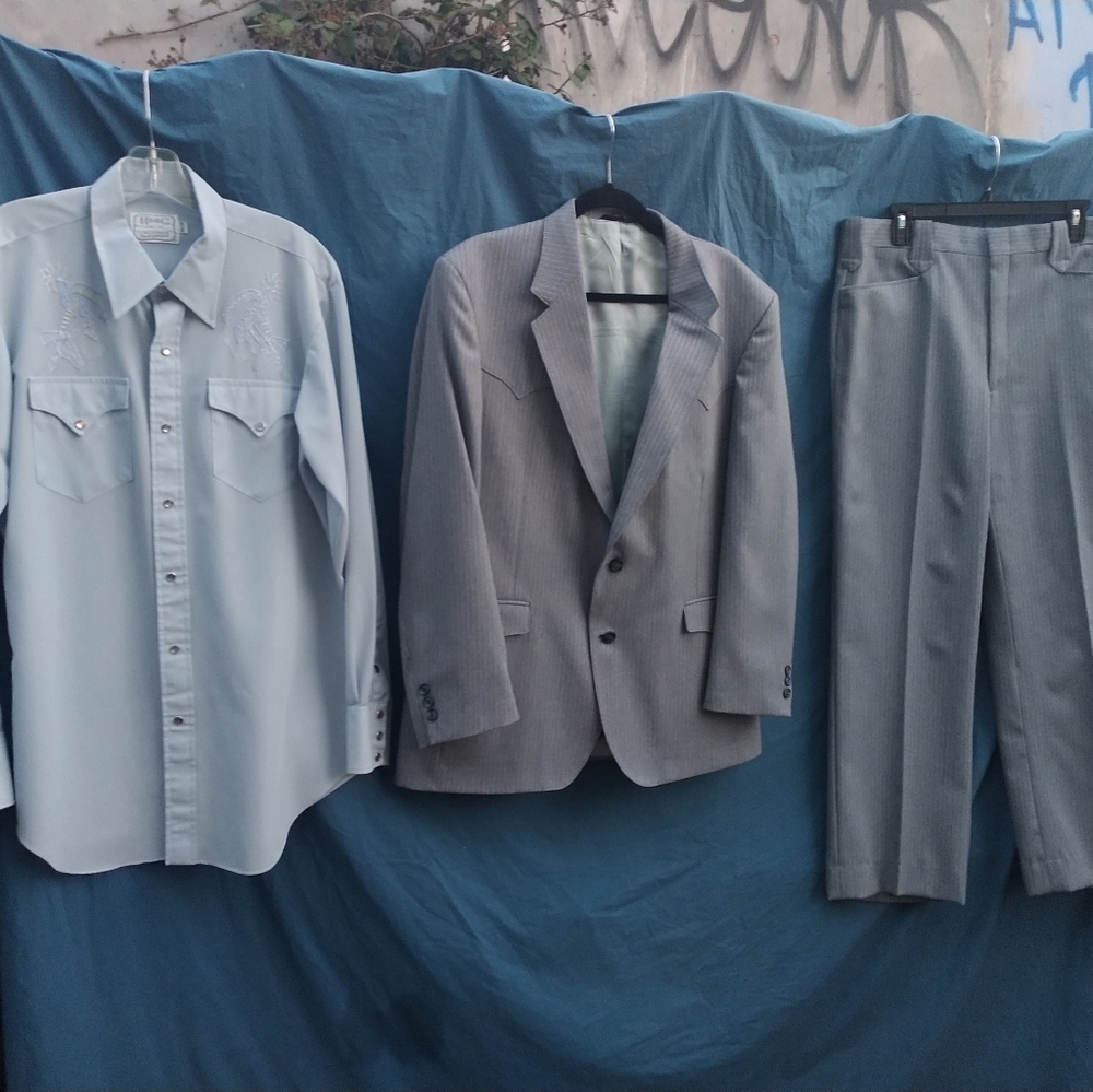 H Bar C Vintage 3piece Pinstripe Western Suit (Pearl Snap Shirt, Blazer, Slacks) - Picture 2 of 16